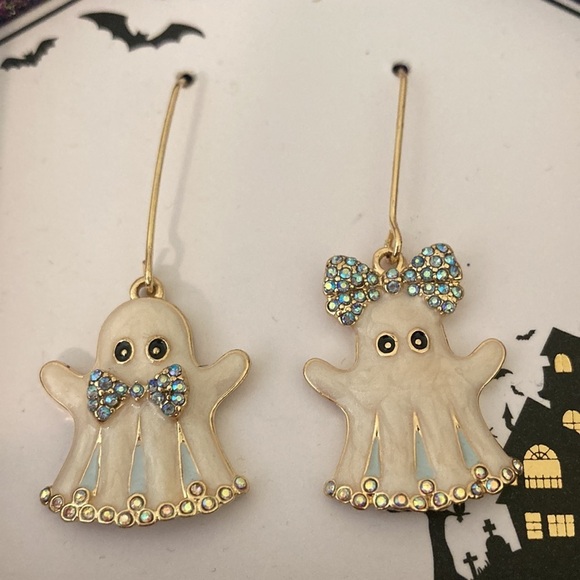 Bella Jack Ghost Earrings - Picture 2 of 5